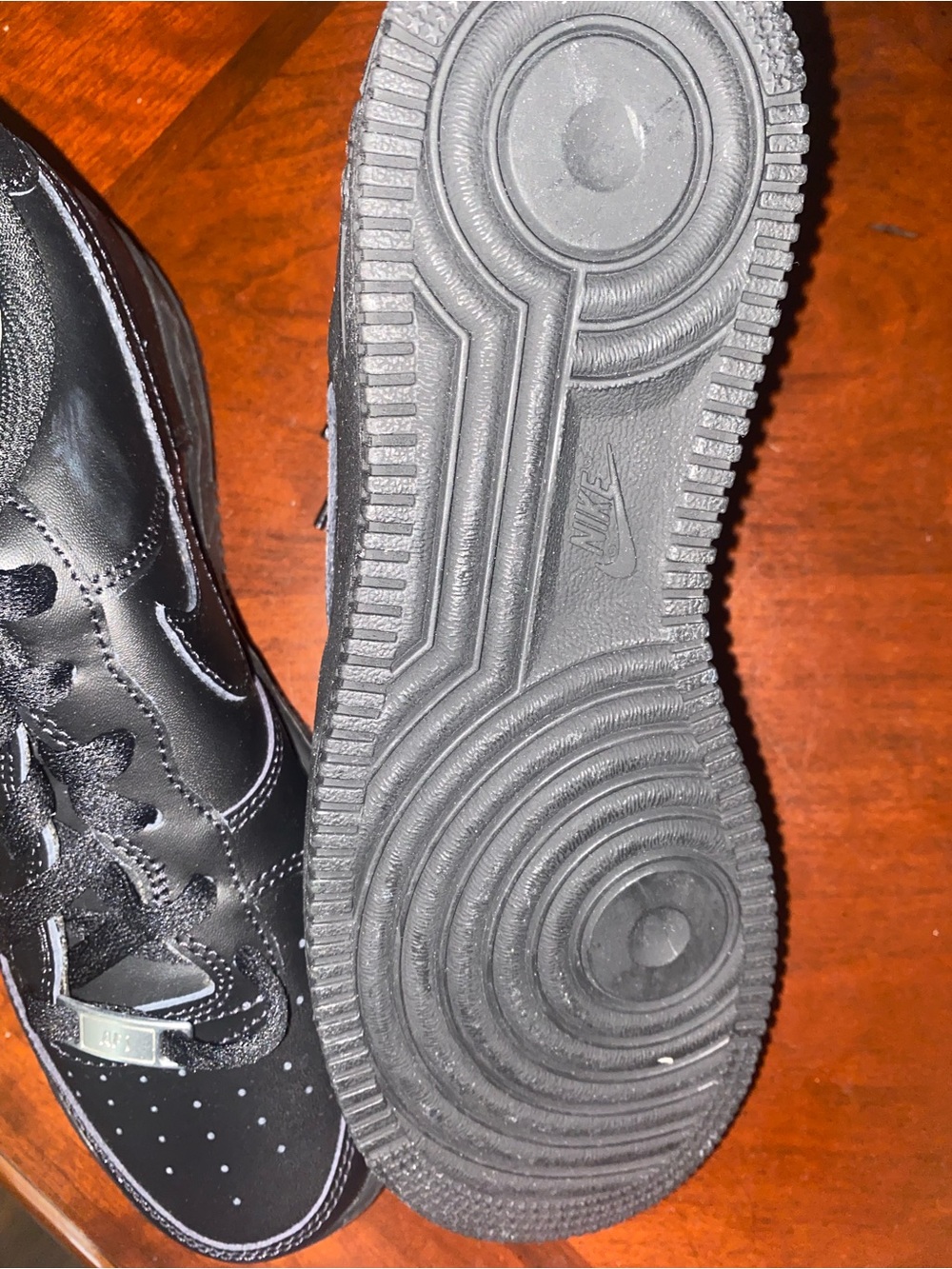 Nike Boy’s Black Low-Top Leather Sneakers
